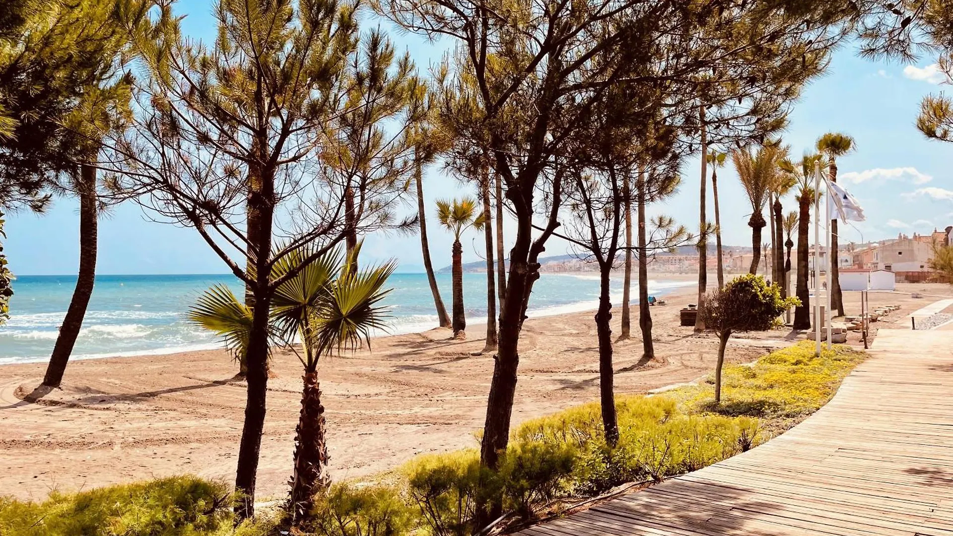 Superior Apartment For Golf, Sea And Nature Lovers Касарес 0*,